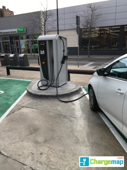 智能汽車充電樁設(shè)備介紹——新能源配套領(lǐng)跑者